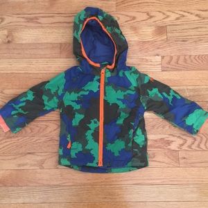 Mini Boden 1 1/2-2Y Camo windbreaker